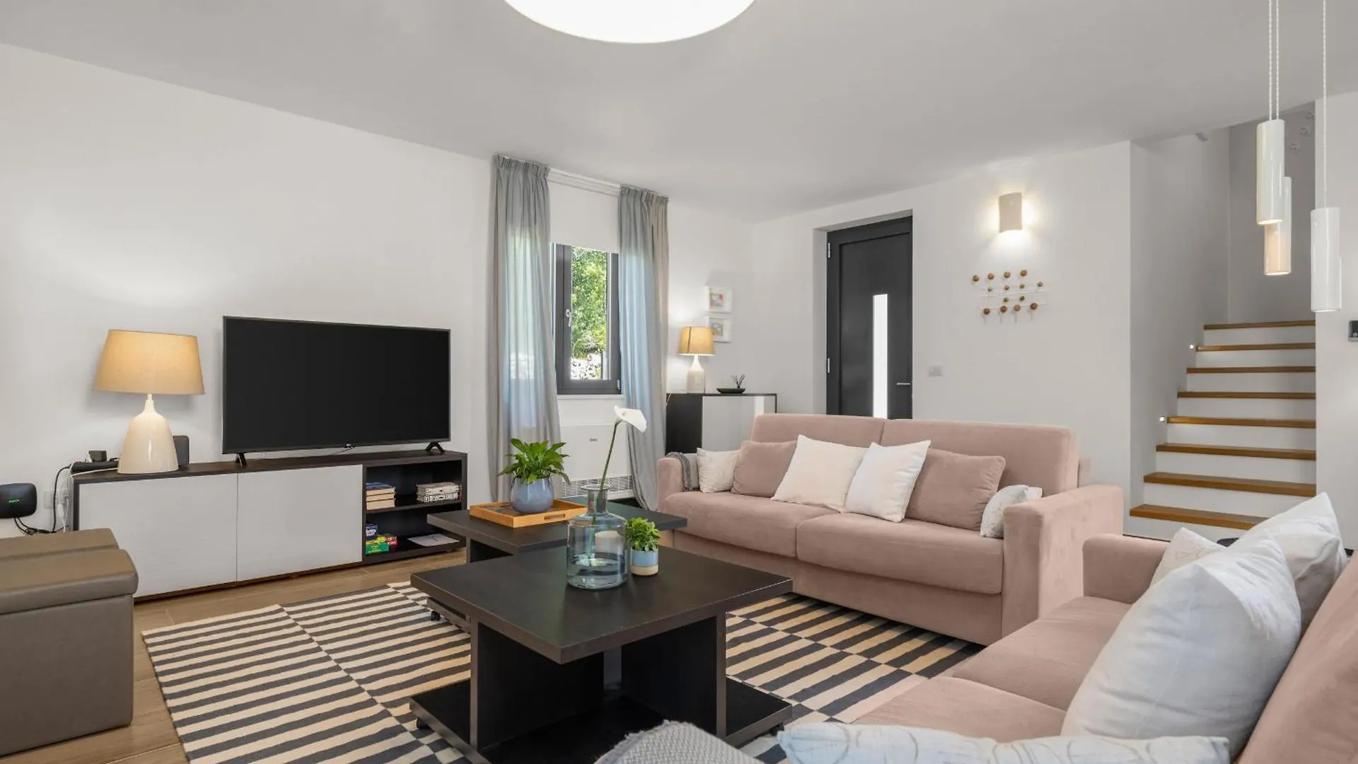 Villa Alba Labin Diminići 0*,